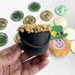 Add-Licorice-handle-to-Cauldron
